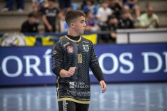 F4-CM-CNGvsCHA-FGBM-56