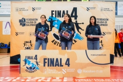 Final_4_Tui-181