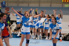 photo5947439814515211202