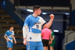 photo5949691614328895416