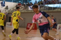 photo5951943414142580116