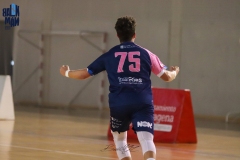 photo5951943414142580146