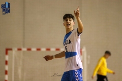 photo5953960459633801235