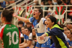 photo5958428458277255459