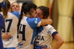 photo5958428458277255499