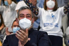 photo5958504904400156815