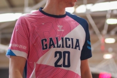 photo5960680258090940345