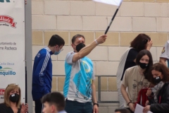 photo5960680258090940404