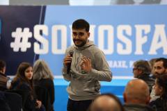 photo_5861768265070656110_y