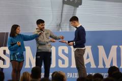 photo_5861768265070656111_y