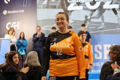 photo_5863741394521274902_y