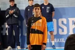 photo_5863741394521274903_y