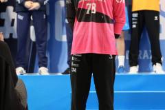 photo_5863741394521274906_y