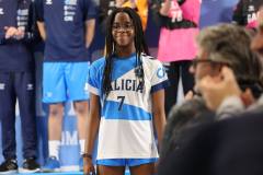 photo_5863741394521274910_y