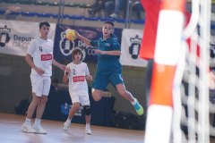 photo_5954063903921128294_w